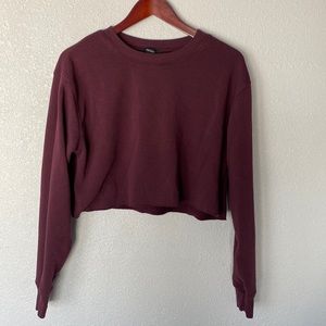 Forever 21 maroon cropped sweatshirt